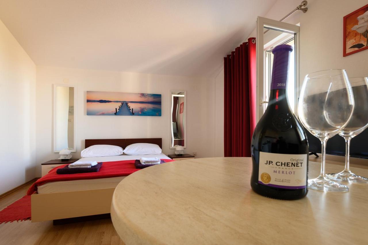Apartments Blatancic Vodice Eksteriør billede