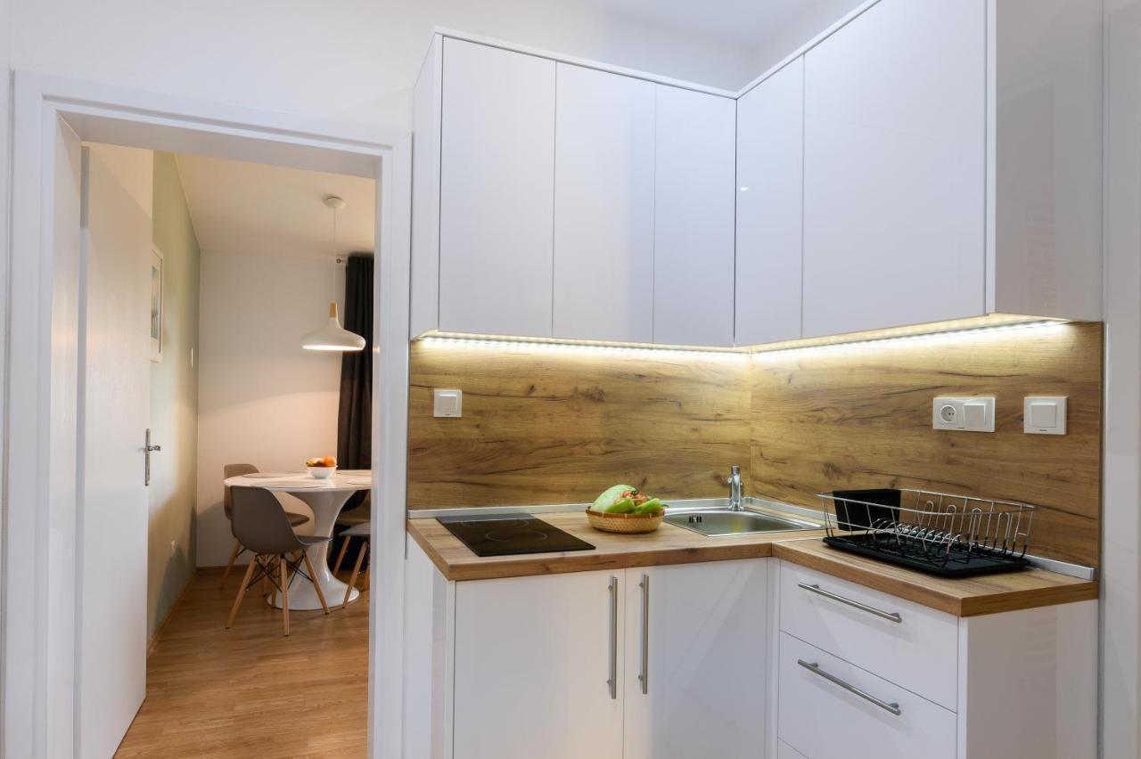 Apartments Blatancic Vodice Eksteriør billede