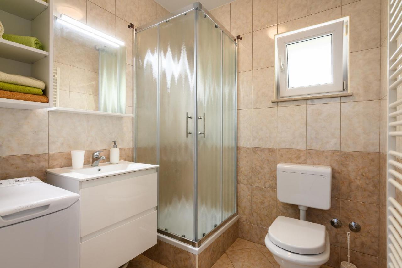 Apartments Blatancic Vodice Eksteriør billede